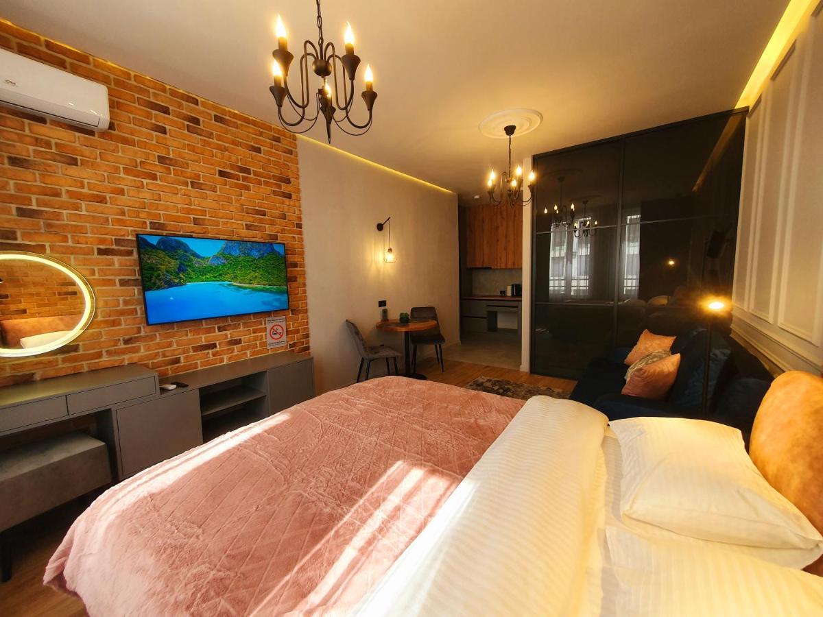 Designer Apartment In The Residential Complex "Yaroslavivsky City" In The Center Of Kiev Exterior foto
